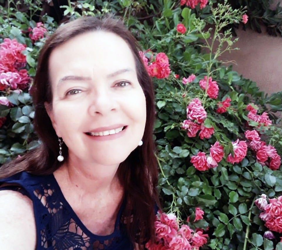 Lírios! Jornalista baiana Gabriela Rossi, ex-CORREIO, morre após batalha contra o câncer